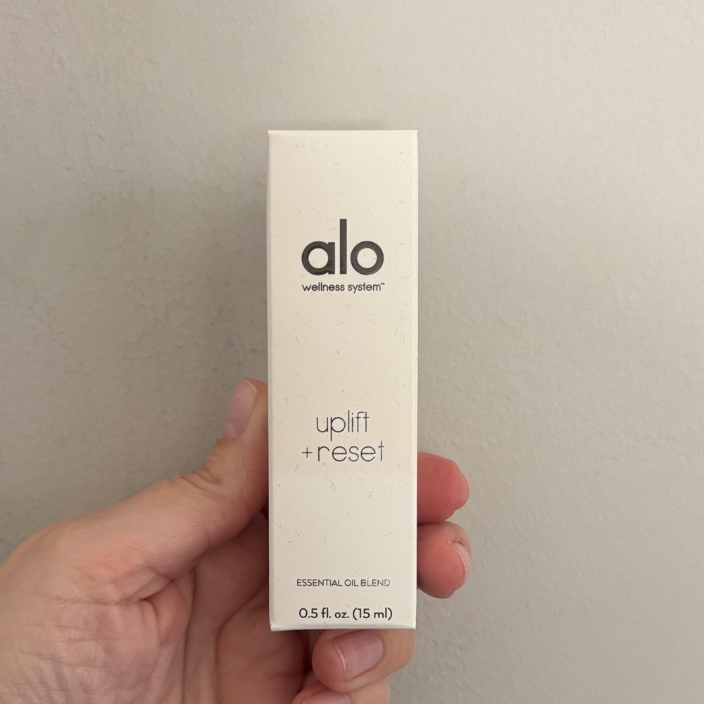 NIB ALO Yoga Uplift + Reset Essential Oil Blend